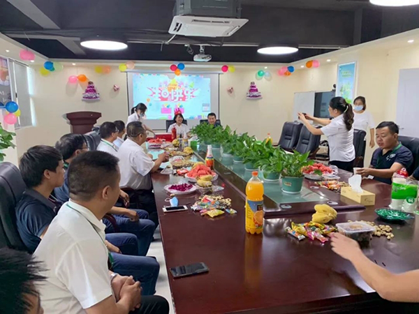 员工生日会-2
